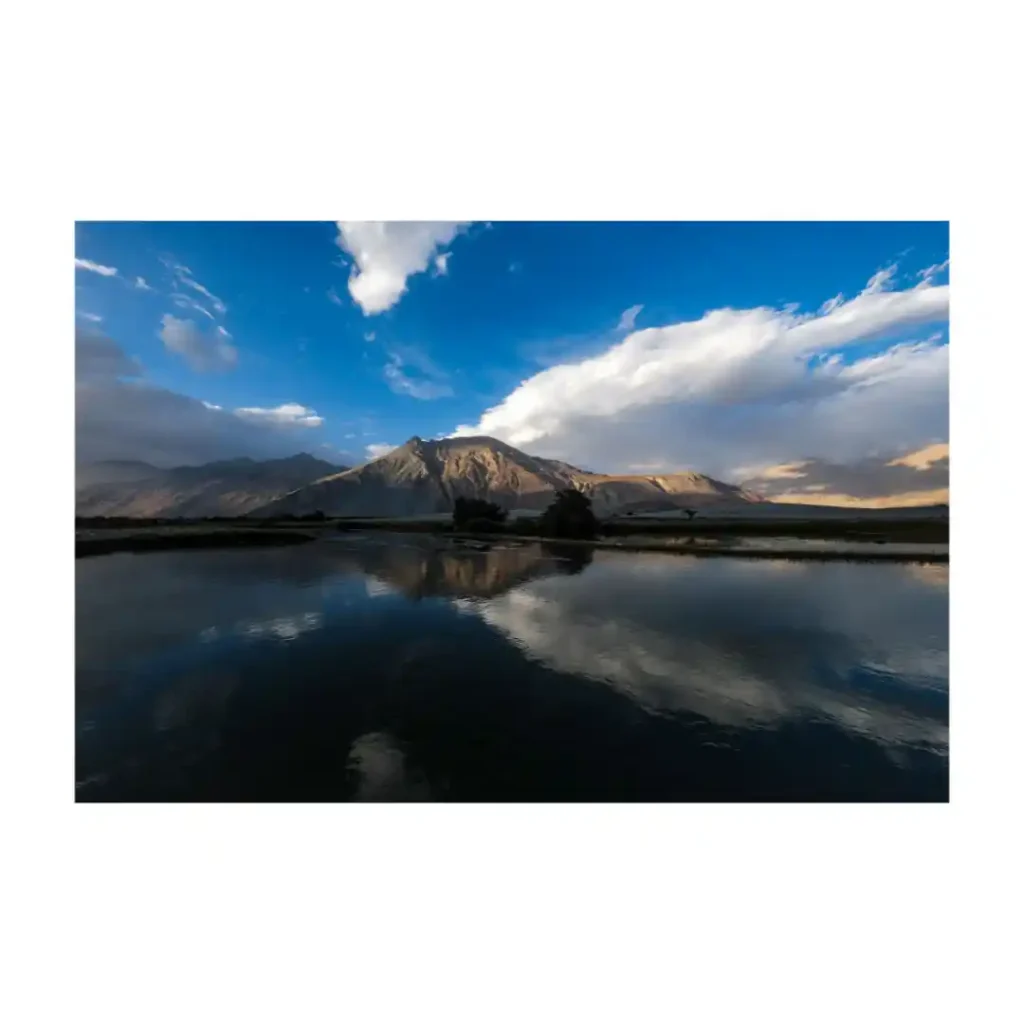 Mountain landscape in Ladakh, India, photographed by Will Meyrick